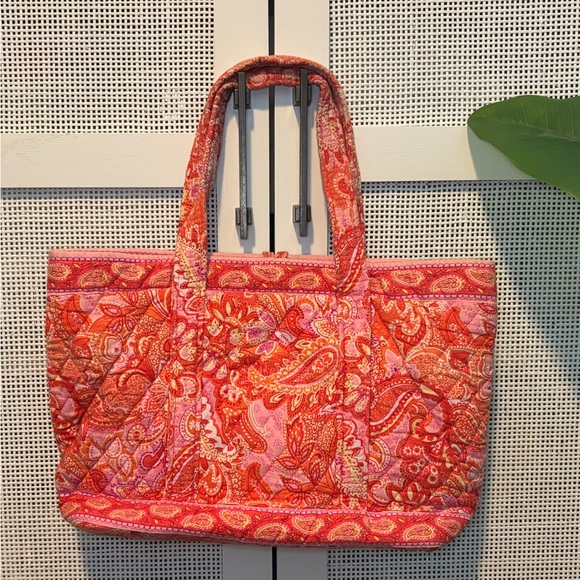 Vera Bradley Vibrant Pink Paisley Tote Bag - Picture 5 of 16
